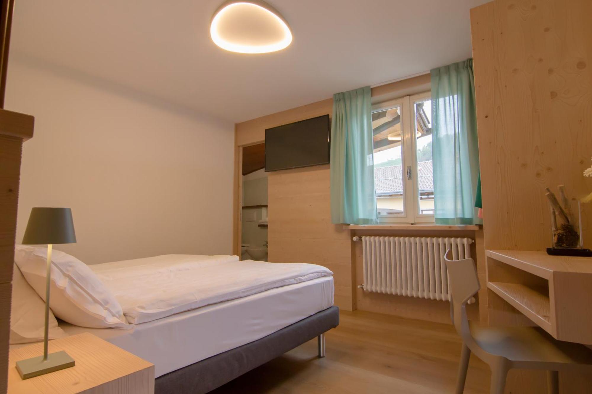Hotel Miralago Bossico Phòng bức ảnh