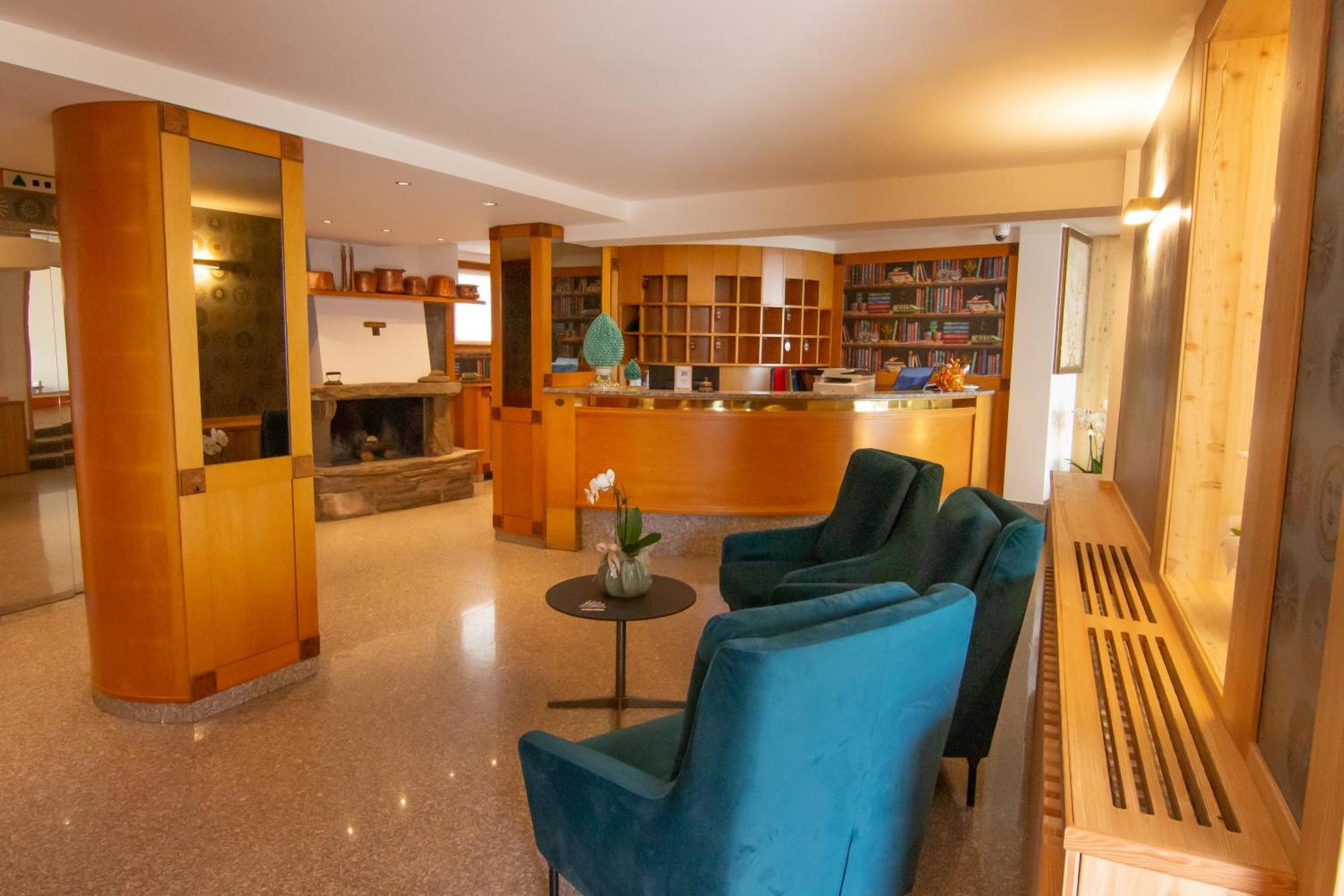 Hotel Miralago Bossico Ngoại thất bức ảnh